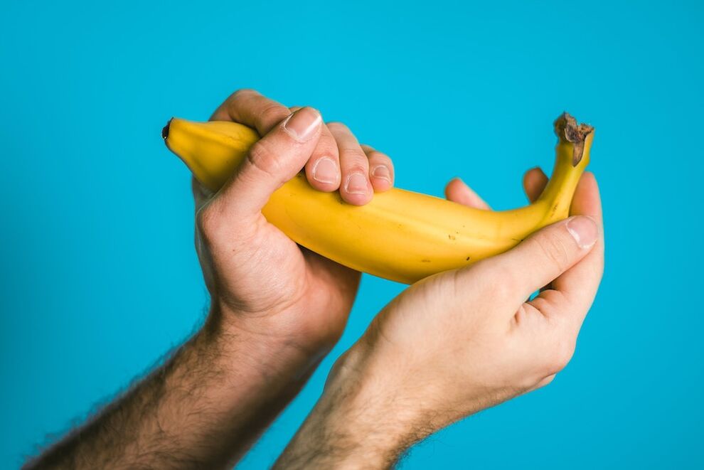 Vaja za povečanje penisa na primeru banane